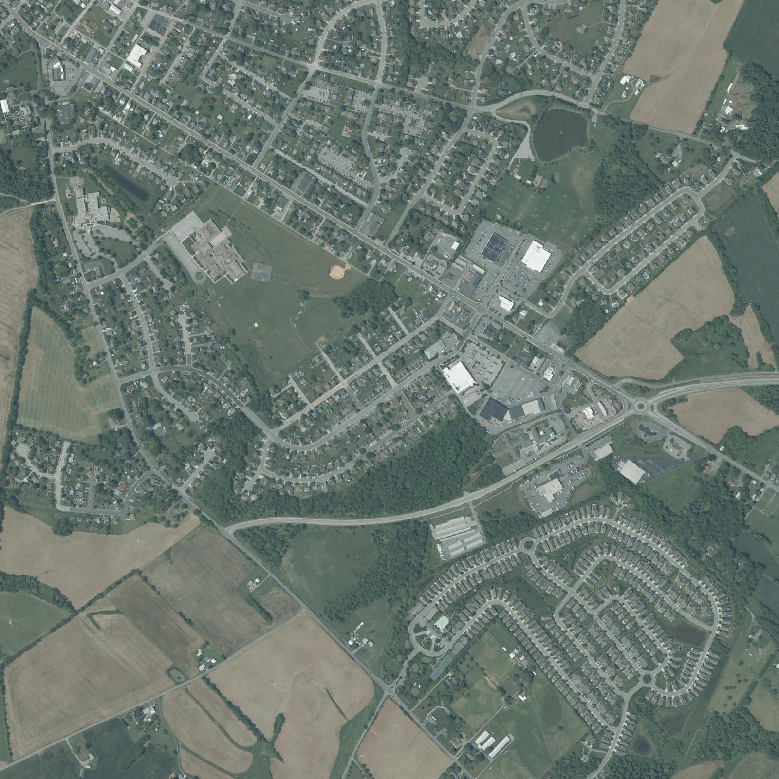 Aerial view of the neighborhood around Taneytown Village